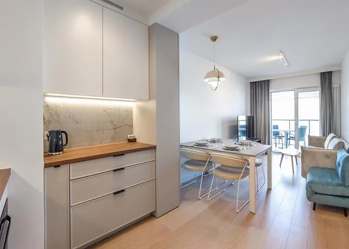 Plazowa Park, Sun & Snow *